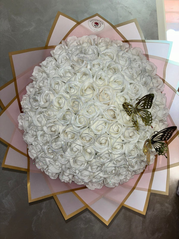 Buchet 101 White Pearl Butterfly