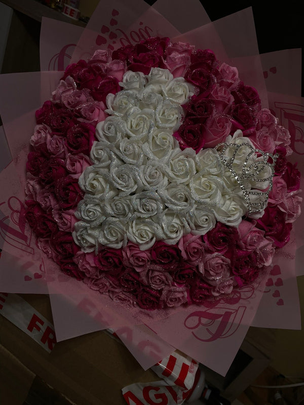 Buchet 101 Pink White Crown