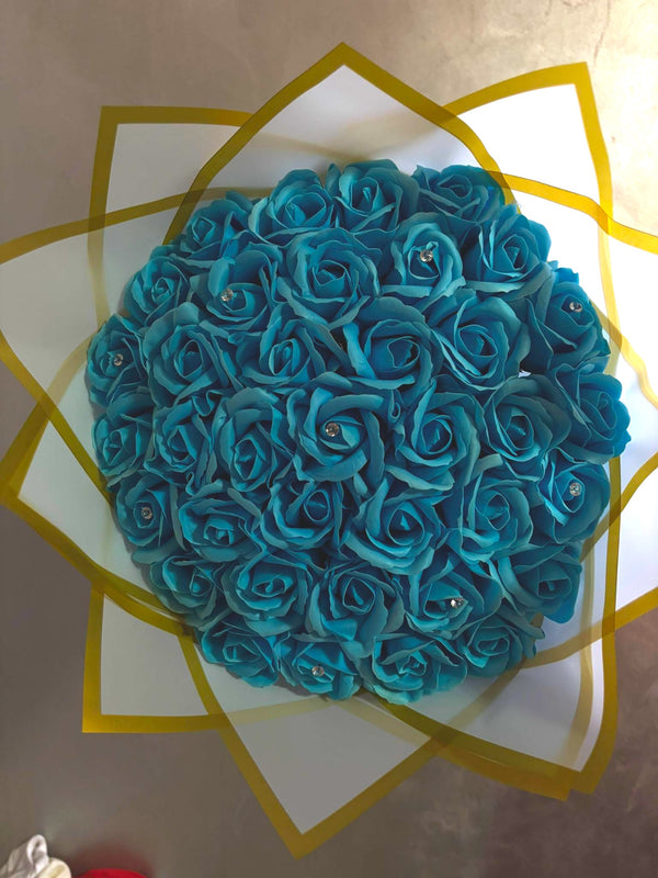 Buchet din 37 Trandafiri Ocean Bliss