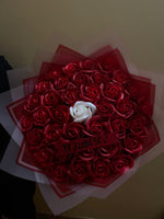 Buchet 51 trandafiri de sapun