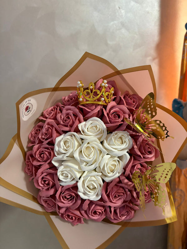 Buchet din 51 Trandafiri Princess Blush